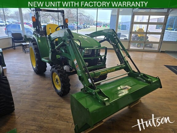 2025 John Deere 3038E Equipment Image0