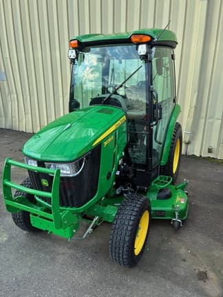 Image of John Deere 3039R equipment image 3