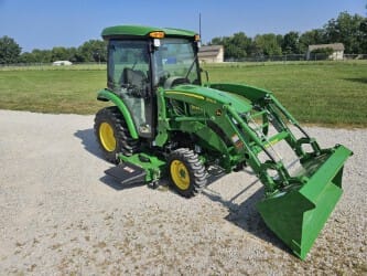 2025 John Deere 3039R Equipment Image0