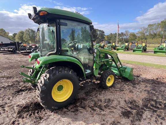 Image of John Deere 3039R equipment image 1