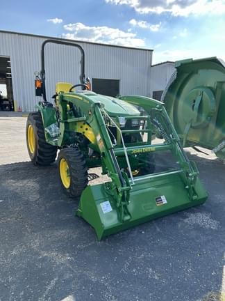 Image of John Deere 3039R Primary image