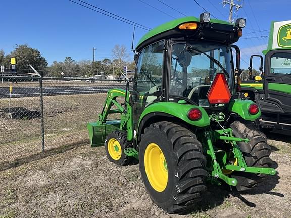 Image of John Deere 3039R equipment image 1