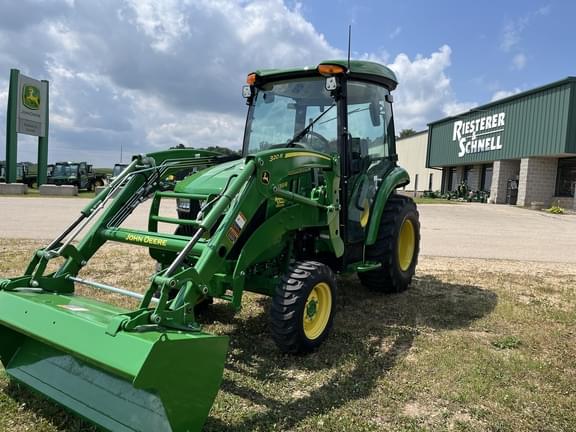 Image of John Deere 3039R equipment image 2