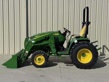 Main image John Deere 3039R