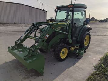 Main image John Deere 3039R