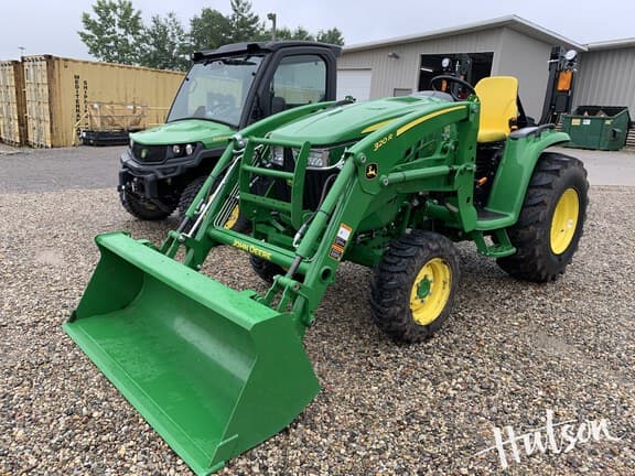 Image of John Deere 3046R equipment image 1