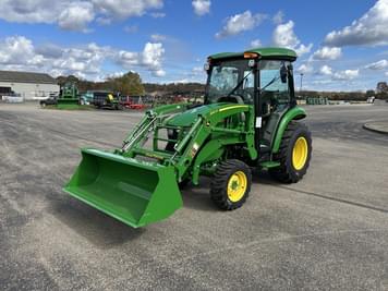 Main image John Deere 3046R