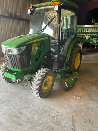 Image of John Deere 3046R equipment image 1