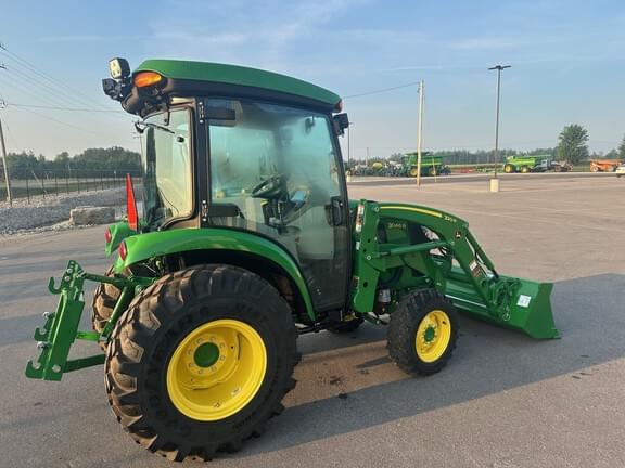 Image of John Deere 3046R equipment image 1