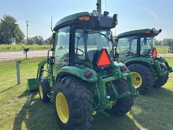 Image of John Deere 3046R equipment image 2