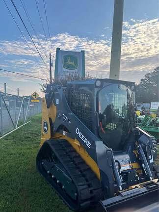 Image of John Deere 317P equipment image 2