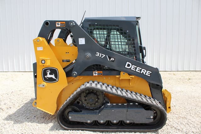 Image of John Deere 317P equipment image 1