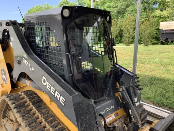Image of John Deere 317P equipment image 2