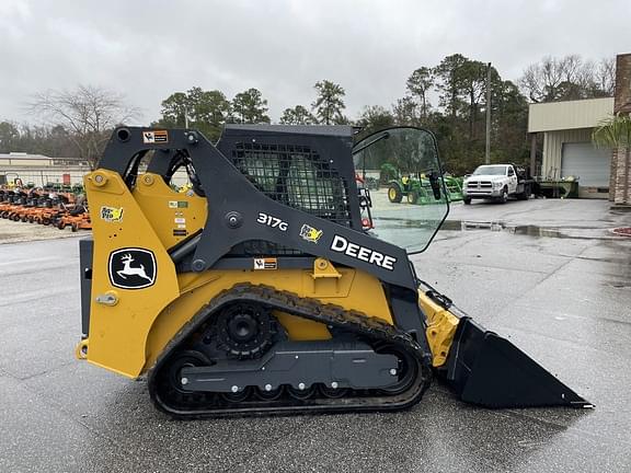 Image of John Deere 317G equipment image 1