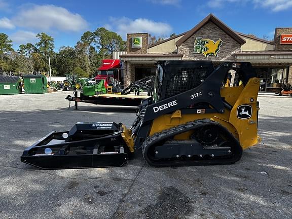 Image of John Deere 317G equipment image 4