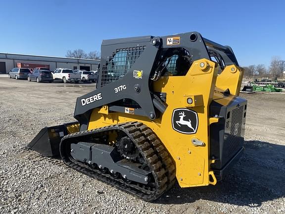 Image of John Deere 317G equipment image 2