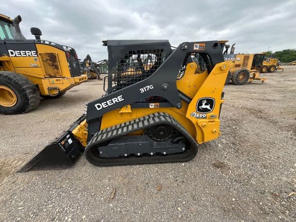 Image of John Deere 317G equipment image 1