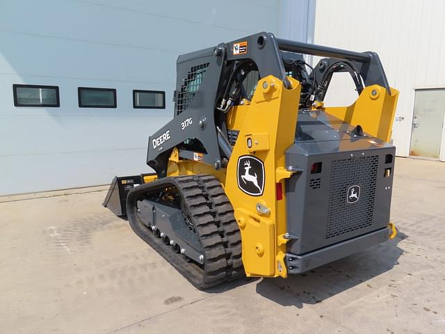 Image of John Deere 317G equipment image 4