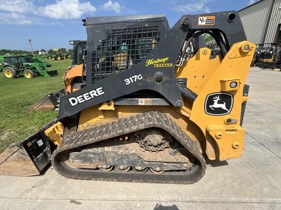 Image of John Deere 317G equipment image 1