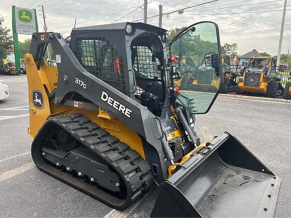 Image of John Deere 317G equipment image 2