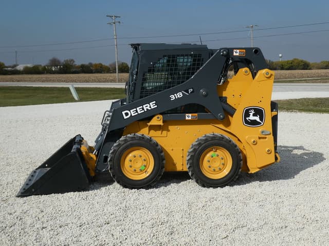 Image of John Deere 318P equipment image 1