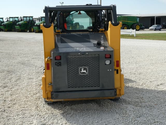 Image of John Deere 318P equipment image 2