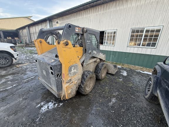 Image of John Deere 318G equipment image 2