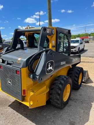 Image of John Deere 320G equipment image 2