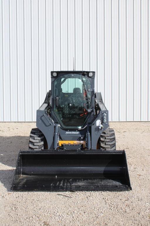 Image of John Deere 320G equipment image 2