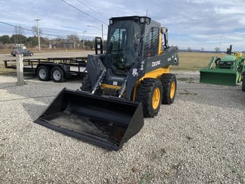 Main image John Deere 320G