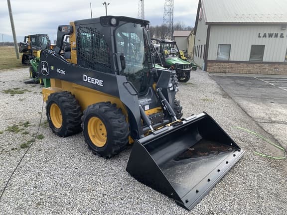 Image of John Deere 320G equipment image 4