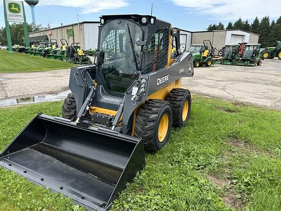 Image of John Deere 320G Primary image