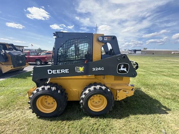 Image of John Deere 324G equipment image 1