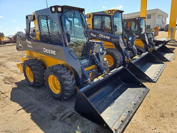 Image of John Deere 324G equipment image 4