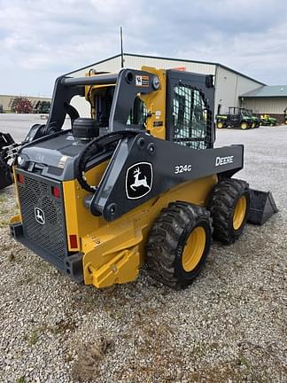 Image of John Deere 324G equipment image 2