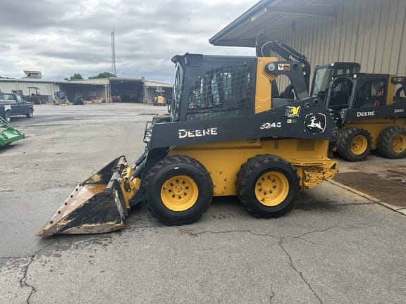 2025 John Deere 324G Equipment Image0