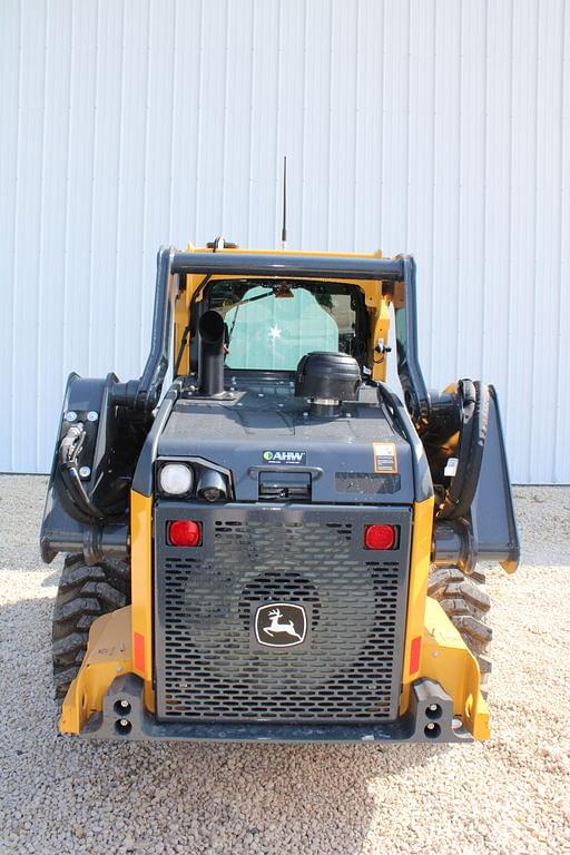 Image of John Deere 324G equipment image 3