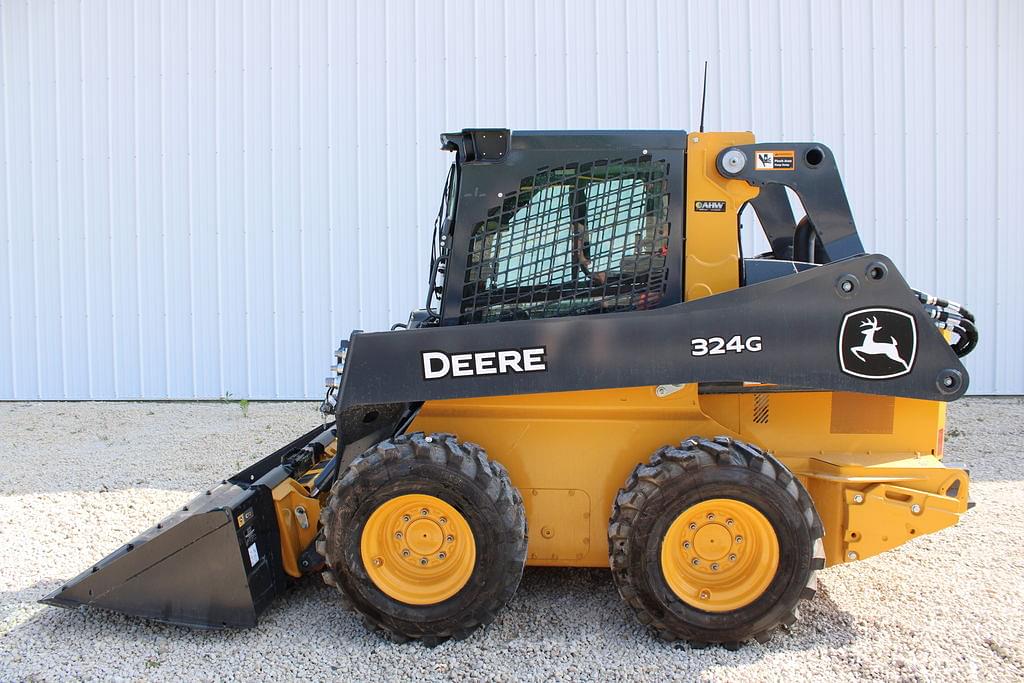 Image of John Deere 324G Primary image