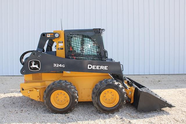 Image of John Deere 324G equipment image 1