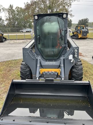 Image of John Deere 324G equipment image 2