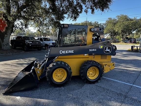 Image of John Deere 324G equipment image 2