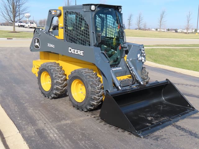 Image of John Deere 324G equipment image 1