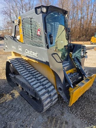 Image of John Deere 325G equipment image 1