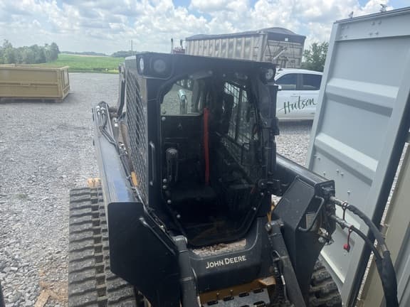 Image of John Deere 325G equipment image 4