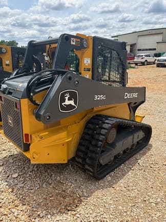 Image of John Deere 325G equipment image 4