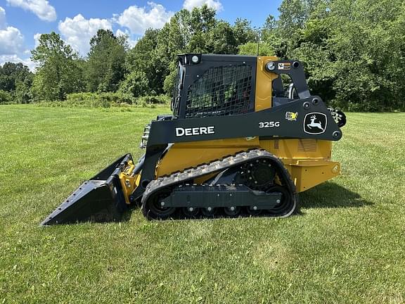 Image of John Deere 325G equipment image 2