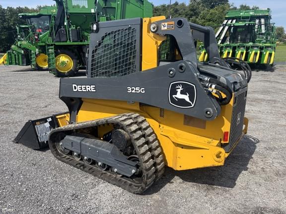 Image of John Deere 325G equipment image 2