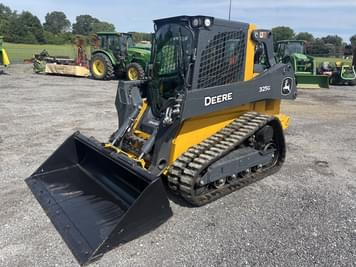 Main image John Deere 325G