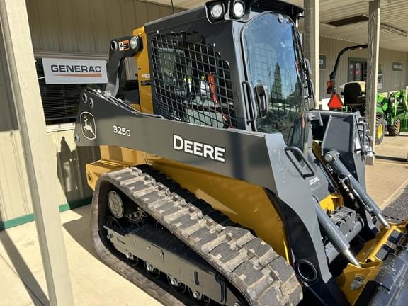 Image of John Deere 325G equipment image 4