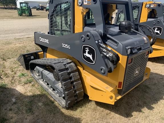 Image of John Deere 325G equipment image 4
